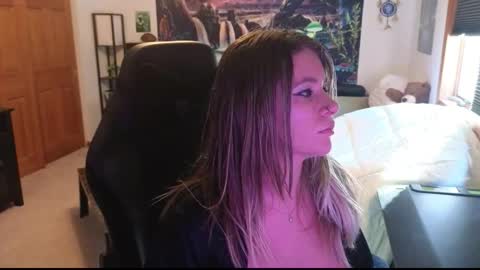 Snapshot of cessprinn chatting on 02/04/26, 07:31 Marie online show from 02/04/26, 07:31