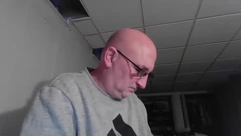 cfnm0968 online show from 11/17/25, 10:04