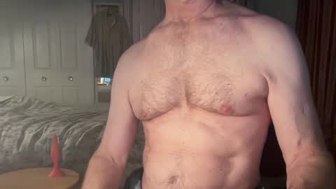 Snapshot of cfnmworkout1 chatting on 05/22/26, 01:02 cfnmworkout1 online show from 05/22/26, 01:02