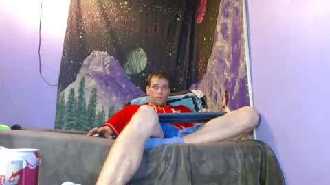 Snapshot of cguffey2284 chatting on 01/01/25, 02:19 cguffey2284 online show from 01/01/25, 02:19