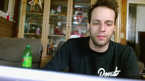 Snapshot of cguffey2284 chatting on 02/02/25, 01:45 cguffey2284 online show from 02/02/25, 01:45