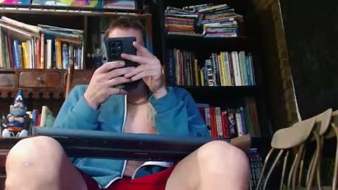 Snapshot of cguffey2284 chatting on 02/09/25, 03:00 cguffey2284 online show from 02/09/25, 03:00