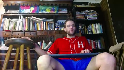 Snapshot of cguffey2284 chatting on 02/11/25, 05:37 cguffey2284 online show from 02/11/25, 05:37