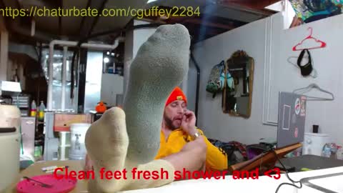 Snapshot of cguffey2284 chatting on 12/20/25, 05:53 cguffey2284 online show from 12/20/25, 05:53