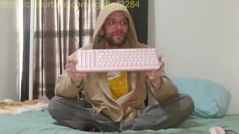 Snapshot of cguffey2284 chatting on 01/15/26, 09:40 cguffey2284 online show from 01/15/26, 09:40