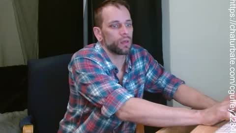 Snapshot of cguffey2284 chatting on 02/03/26, 03:37 cguffey2284 online show from 02/03/26, 03:37