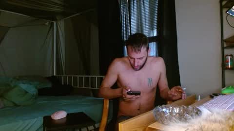 Snapshot of cguffey2284 chatting on 02/16/26, 02:13 cguffey2284 online show from 02/16/26, 02:13