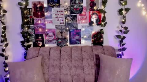 charlotte online show from 04/22/26, 02:07