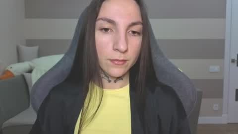 Kate online show from 04/18/26, 06:17