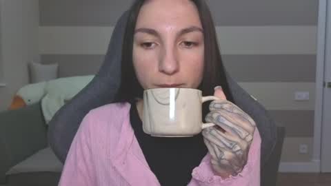 Kate online show from 04/20/26, 06:05