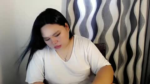 Snapshot of chabilataxx chatting on 12/29/24, 07:50 chabilataxx online show from 12/29/24, 07:50