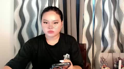 Snapshot of chabilataxx chatting on 01/21/25, 02:22 chabilataxx online show from 01/21/25, 02:22