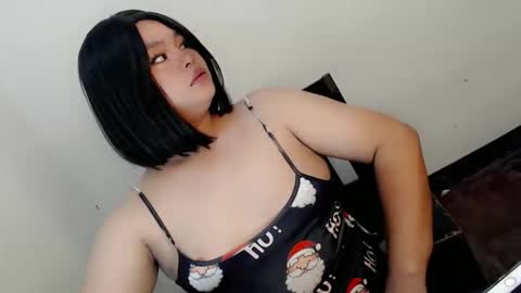 Snapshot of chabilataxx chatting on 10/30/25, 02:18 chabilataxx online show from 10/30/25, 02:18