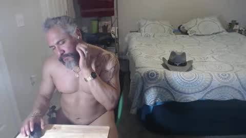 Chuck online show from 04/10/26, 09:03