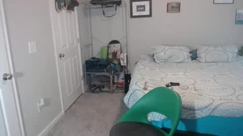 Chuck online show from 04/23/26, 05:59