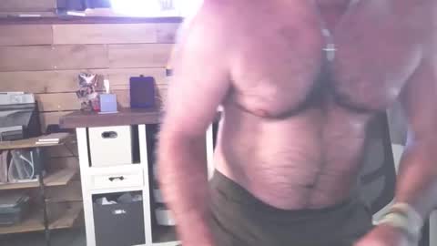 Snapshot of chadmichaell chatting on 05/20/26, 11:49 chadmichaell online show from 05/20/26, 11:49