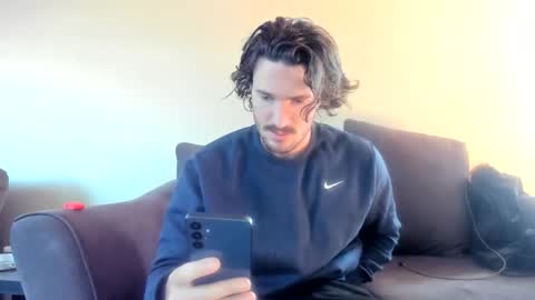 Lydong online show from 10/28/25, 06:54