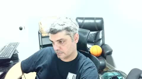 Snapshot of chadurmate chatting on 11/04/25, 03:16 chadurmate online show from 11/04/25, 03:16