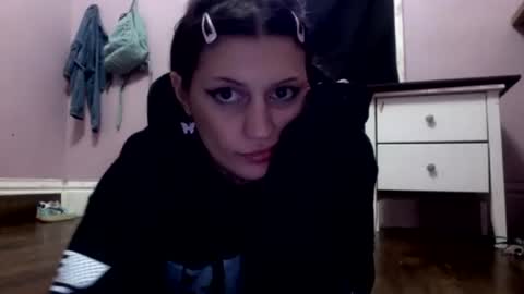 chaia online show from 04/23/26, 04:53