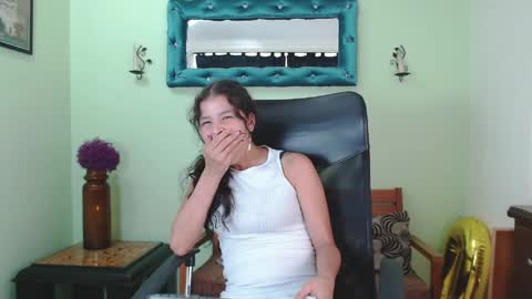 Chalon  online show from 04/17/26, 07:06