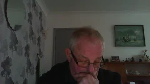 Snapshot of champers37 chatting on 01/21/25, 02:37 Champers online show from 01/21/25, 02:37