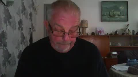 Snapshot of champers37 chatting on 02/13/25, 11:06 Champers online show from 02/13/25, 11:06