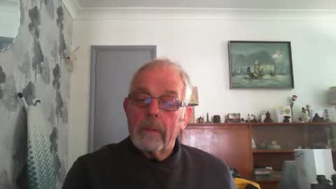 Champers online show from 04/22/26, 08:28