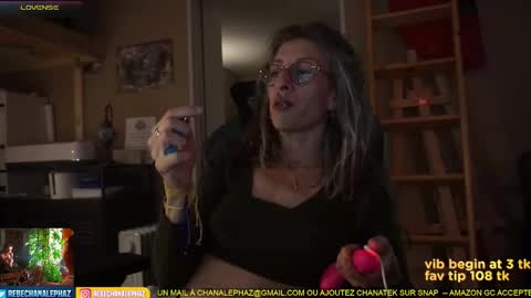 Rebecca online show from 09/16/25, 09:05