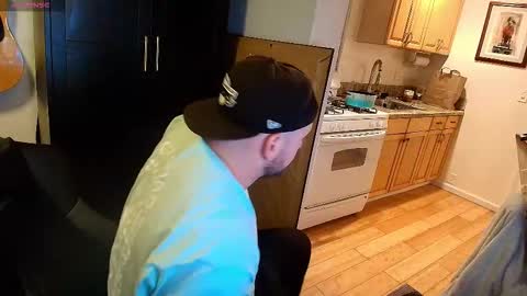 Snapshot of chance69cruise chatting on 12/17/25, 04:40 Chance Cruise online show from 12/17/25, 04:40