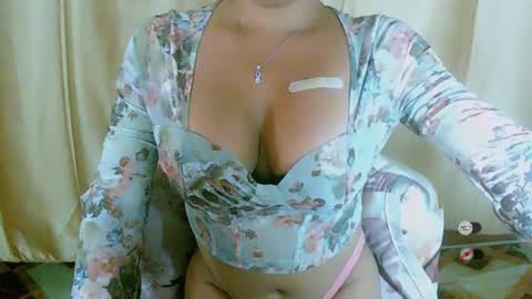 Snapshot of chanda_slut chatting on 02/08/25, 01:00 chanda slut online show from 02/08/25, 01:00