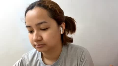 Emily online show from 06/10/26, 01:39