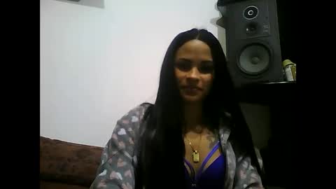 Laura online show from 02/05/25, 08:25