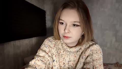 Lia online show from 12/18/25, 07:58