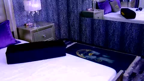 Snapshot of chanelledy1 chatting on 09/15/25, 02:11 chanelledy1 online show from 09/15/25, 02:11