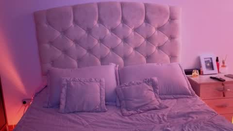 Chanell online show from 10/10/25, 08:30