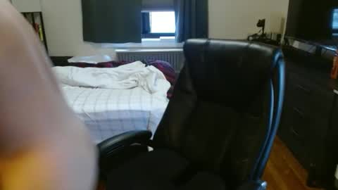 Snapshot of changyb chatting on 02/15/26, 08:27 changyb online show from 02/15/26, 08:27