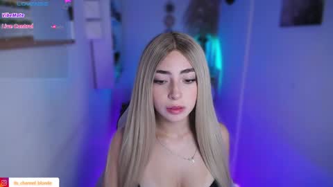 Snapshot of channel_blonde_a chatting on 06/04/26, 05:52 channel_blonde_a online show from 06/04/26, 05:52