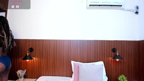 Chanel online show from 03/02/25, 12:11