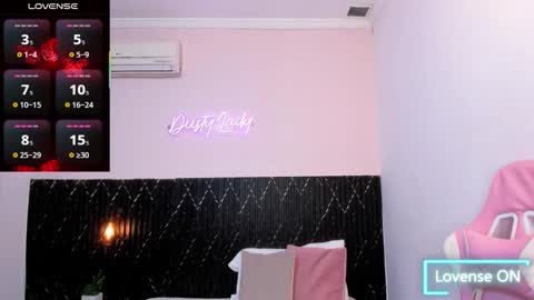 Chanel online show from 09/21/25, 08:10