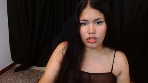 C H A N N E L online show from 12/01/25, 07:41