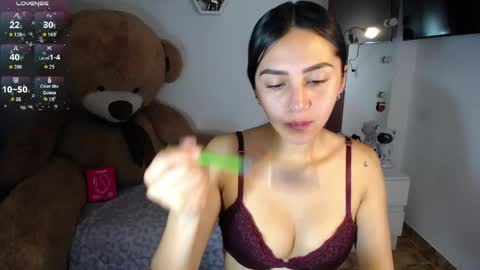 Isabella online show from 05/10/26, 10:09