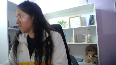 Snapshot of chantal_adams0 chatting on 07/07/26, 01:59 chantal online show from 07/07/26, 01:59