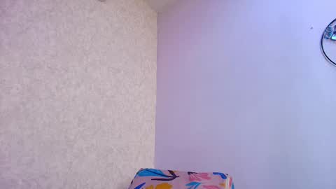 Raquel  online show from 11/15/25, 12:02