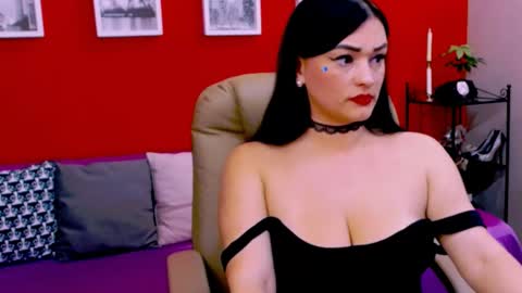 The Queen online show from 11/14/25, 11:13