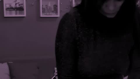 The Queen online show from 12/14/25, 09:14