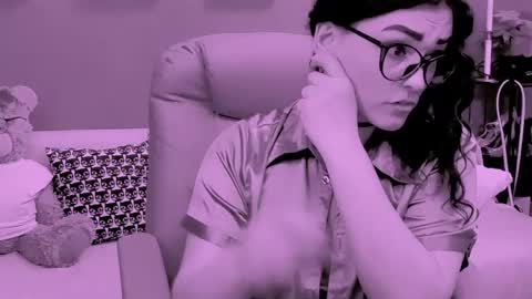 Snapshot of chantallovely chatting on 05/01/26, 01:26 The Queen online show from 05/01/26, 01:26