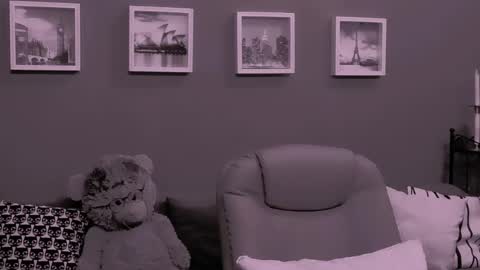 Snapshot of chantallovely chatting on 05/25/26, 03:07 The Queen online show from 05/25/26, 03:07