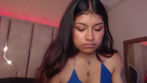 Snapshot of chantalpetit chatting on 01/05/26, 06:11 chantalpetit online show from 01/05/26, 06:11