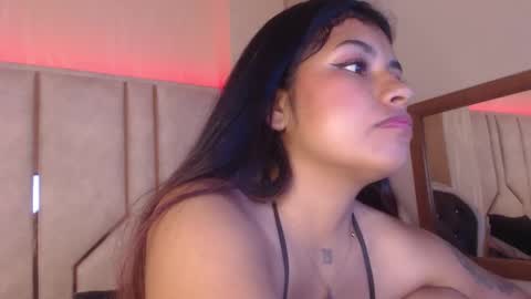 Snapshot of chantalpetit chatting on 02/16/26, 06:59 chantalpetit online show from 02/16/26, 06:59