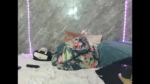 Zaria Vixen online show from 10/12/25, 12:53